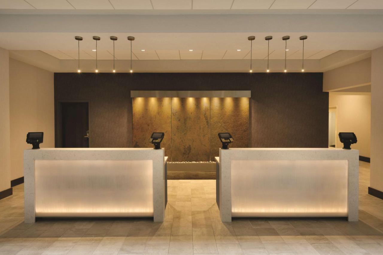 Embassy Suites By Hilton Indianapolis Downtown Exterior foto